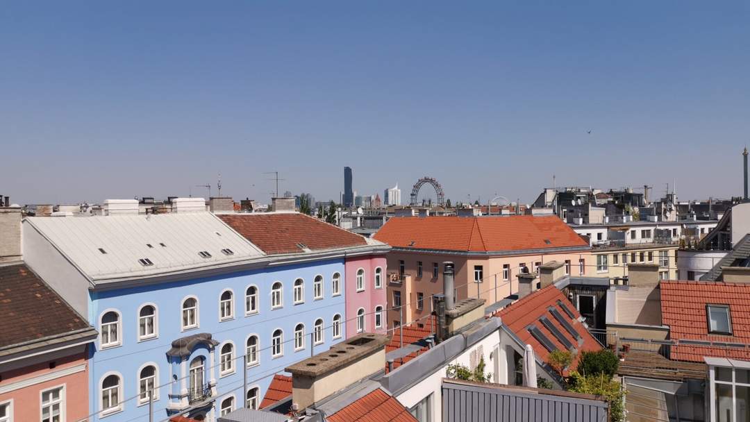 URANIA: 3 Zimmer mit hofseitiger Terrasse in Ruhelage: Luxus pur in Citynähe