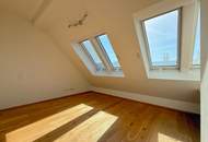 Hell und sonnig: 2 Zimmer DG-Wohnung mit Terrasse und Garagenplatz 🏖️