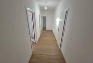 Komplett sanierte und helle 2-Zimmer-Wohnung mit Lift nur 5 Minuten zu Fuß zu U-Bahn und Schnellbahn!