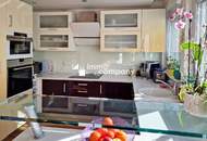 Relaxen mitten in der Stadt! Sympathische, helle Dachgeschoss Maisonettenwohnung mit Balkon und Terrasse - freier Blick über Wien