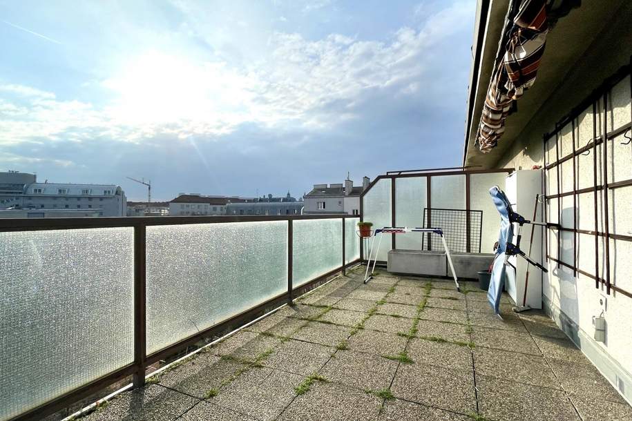 "4-Zimmer-Dachterrassenwohnung mit 2 Terrassen &amp; Mieteinnahmen bis Ende 2026", Wohnung-kauf, 449.000,€, 1100 Wien 10., Favoriten