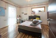 Exklusives Einfamilienhaus mit Pool, Doppelgarage & hochwertiger Ausstattung
