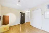 Haus mit Einliegerwohnung & zwei XL-Garagen zum Mieten