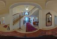 "Exklusiver Besitz mit unverbaubarer Aussicht!"