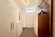 Gepflegte 2-Zimmer-Wohnung mit Balkon und Tiefgaragenstellplatz - WG geeignet!