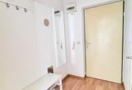 | MÖBLIERTE &amp; HELLE KLEINWOHNUNG | 1 ZIMMER inkl. MINI-KÜCHE | 2. OBERGESCHOSS | CA. 27m²