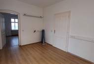 3 Bürohäuser, 38 Parkplätze in Toplage, hochfrequentiert, beste Infrastruktur