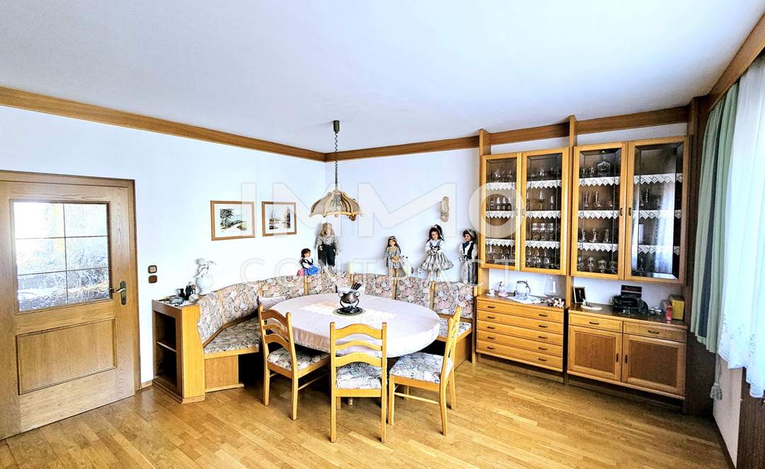 Neuer Preis! Großzügiges Ein-/Zweifamilienhaus mit Traumaussicht und vielen Möglichkeiten