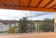 Moderne Dachgeschosswohnung mit großer Terrasse – Erstbezug