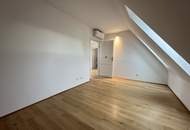 Exklusives Dachgeschoss mit 6 Zimmern, 2 Terrassen & Wellnessbereich |als WG oder Büro nutzbar