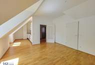 Sonnige Dachgeschosswohnung in beliebter City Lage nahe U1-Taubstummengasse und Naschmarkt