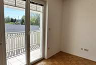 Helle &amp; sehr ruhige 2-Zi.-Wohnung mit Balkon | Parkplatz &amp; großes Kellerabteil inkl. | 680€ warm