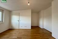 Großzügige 4-Zimmer Dachgeschosswohnung inkl. Einbauküche, Klimaanlage und sonniger Freifläche!