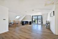 Leistbare DG-Wohnung. Garage und Stellplatz inklusive.