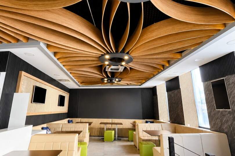 Exklusive Bar | Lounge | Club | Café zur Übernahme – 1140 Wien, Gewerbeobjekt-legalform.pacht, 4.500,00,€, 1140 Wien 14., Penzing