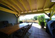 RIESIGER POOLBEREICH MIT AUSBLICK ÜBER GRAZ!! Exklusives Einfamilienhaus in Eggenberg mit Pool, XXL-Terrasse &amp; Traumgarten – Ihre private Oase in Graz!