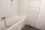 15370 - Hofruhelage mit Balkon und Dachterrasse