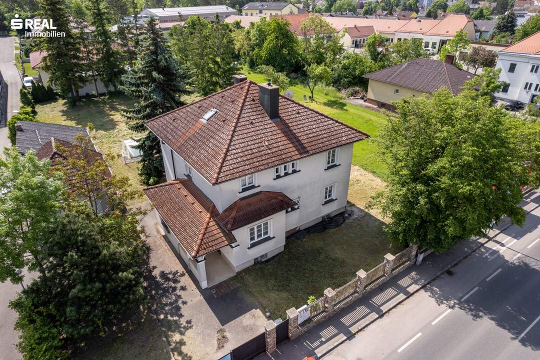 STADTVILLA in Hollabrunn im Herzen des Weinviertels - EINZIEHEN u. WOHLFÜHLEN!