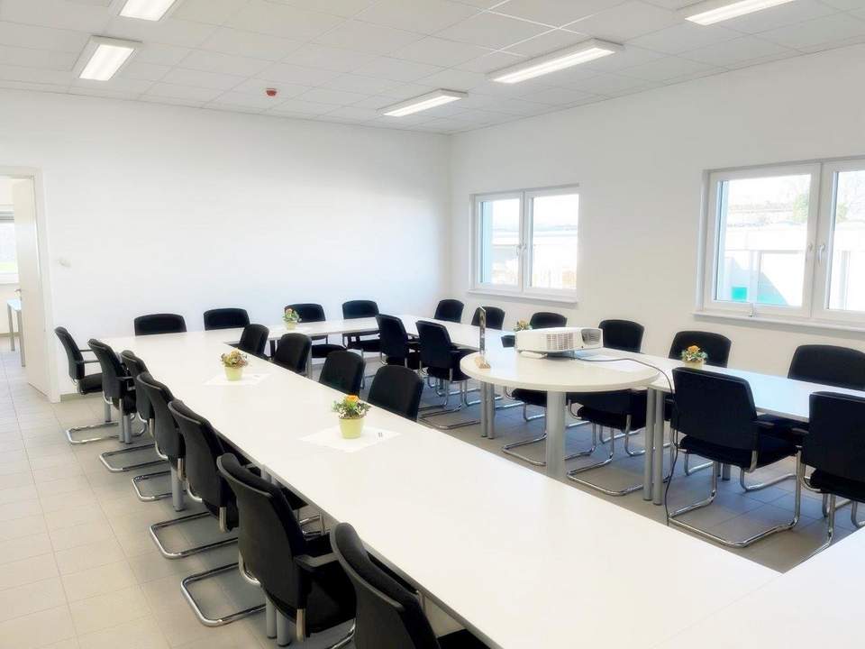 Helle Büroräumlichkeiten in Lambach