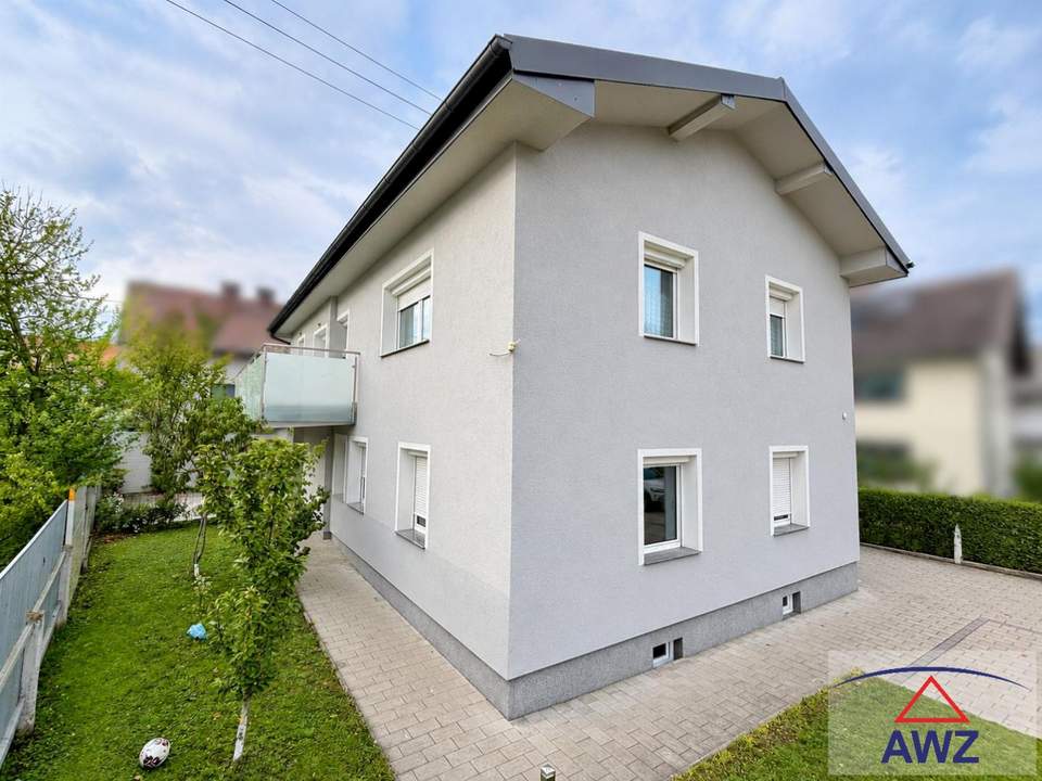Modernes Wohnhaus mit separater Wohneinheit - ideal zur Vermietung oder als Praxis bzw. Büro zwischen Attersee und Vöcklabruck!