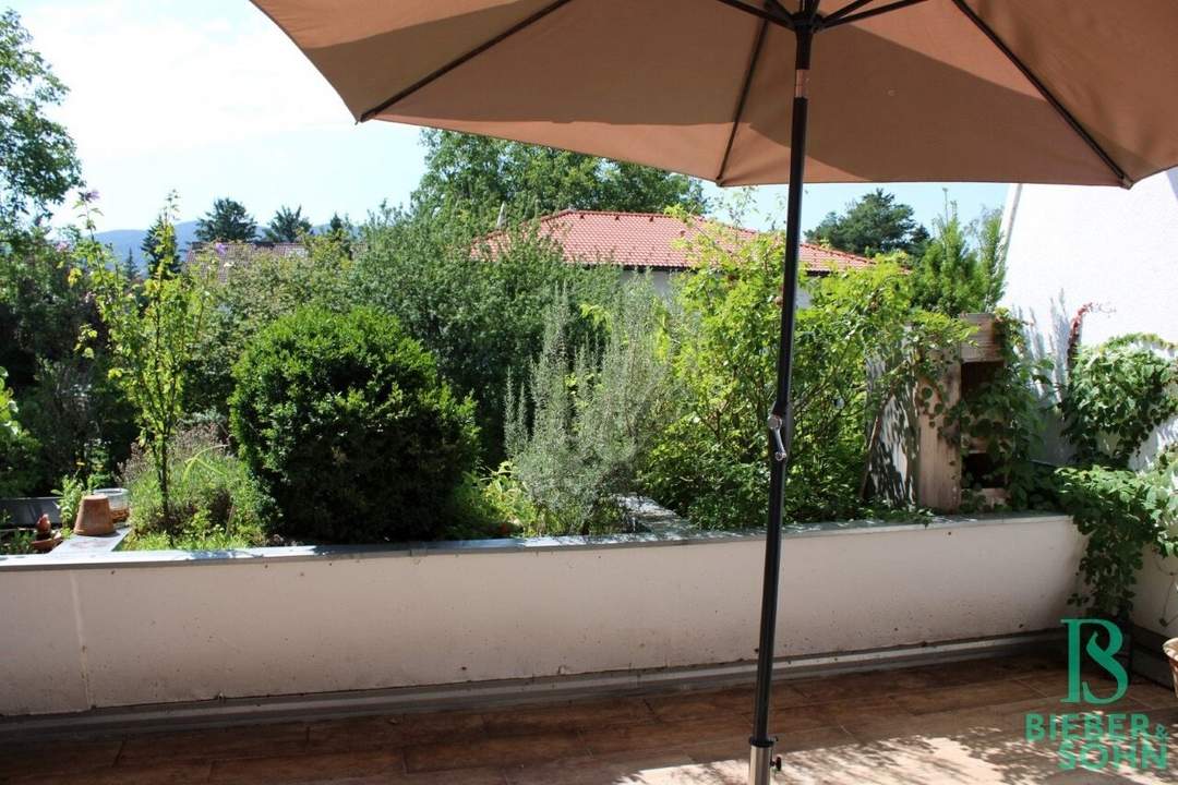 Sonnenterrassentraum – großzügige Maisonette mit Blick ins Grüne!