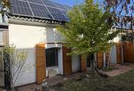 Charmantes teilweise sanierungsbedürftiges Architekturjuwel mit optimaler Nutzfläche, Wintergarten, Naturstein Gewölbekeller,PV Anlage, Wallbox