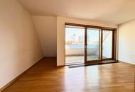 DG-WOHNUNG MIT PRIVATER TERRASSE NÄHE STEPHANSPLATZ