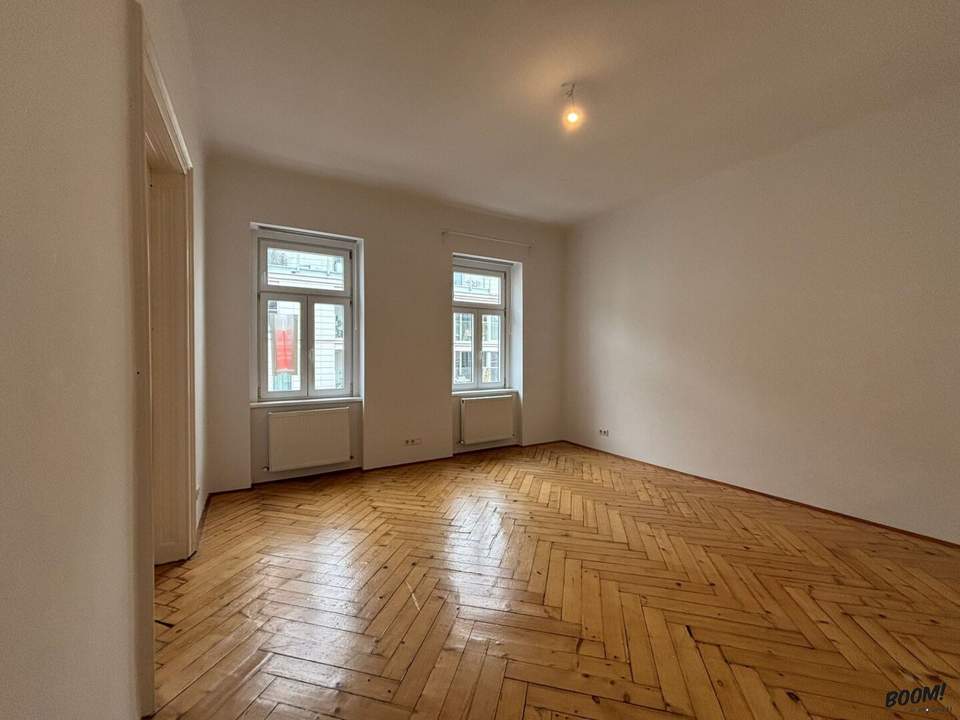 Altbauwohnung in einem repräsentativem Jahrhundertwendehaus mit Loggia, fußläufig zum 1. Bezirk.