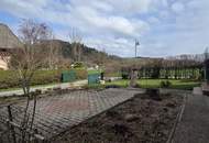 Sehr gepflegtes Wohnhaus mit separaten Nebengebäude und Langcarport in ländlicher und sonniger Sackgassenlage