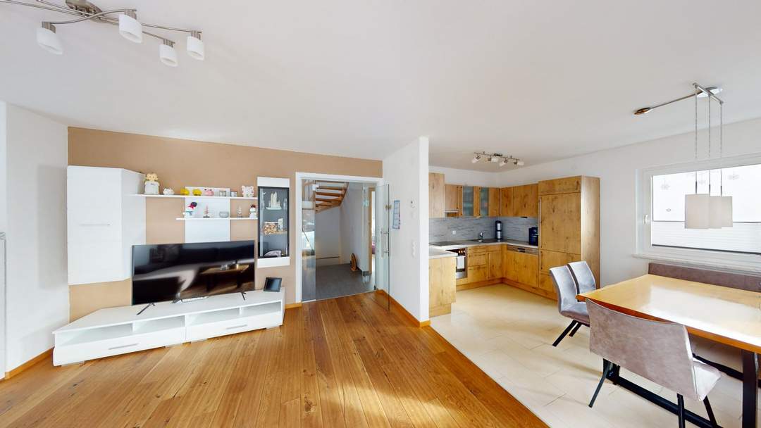 Neuer Preis! Sensationelles, neuwertiges Einfamilienhaus in bezaubernder und sonniger Lage in Hochgallmigg!