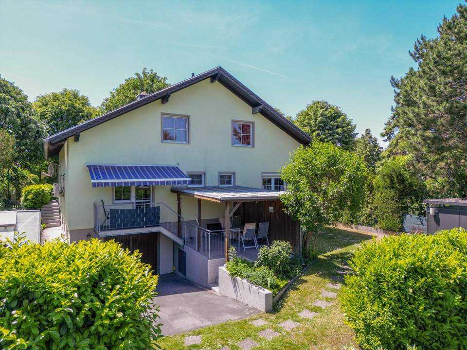 Ruhig gelegenes Einfamilienhaus in Schnellbahnnähe mit großem Garten