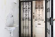 3 Zimmer // BALKON MÖGLICH // komplett sanierungsbedürftig // 2. Stockwerk (Top 12+13)