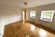Großzügiges Einfamilienhaus mit XXL-Doppelgarage &amp; viel Potential in Steinerkirchen an der Traun