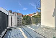 Erstbezug nach Sanierung | Traumhaftes Dachgeschoss mit 4 Zimmern und Terrasse