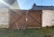 EINMALIGE GELEGENHEIT - Großes sonniges Grundstück und 2 große Ackerflächen!