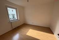 Ein Zuhause zum Ankommen und Wohlfühlen: gemütliche 3-Zimmer-Erdgeschosswohnung mit Charakter in Münichholz - ruhige, zentrumsnahe Lage in Steyr mit ausgezeichneter Anbindung!