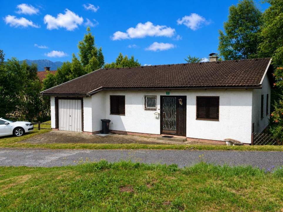 "Bungalow mit Traumgrundstück"