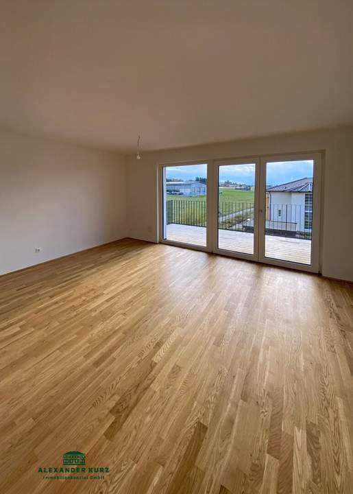 Moderne 3,5 Zimmer Wohnung mit Ausblick und großem Balkon
