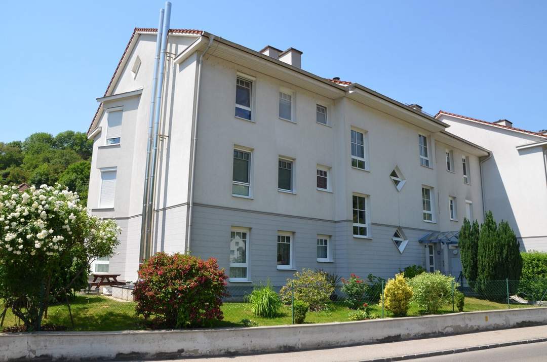 Gemütliche 2-Zimmer-Wohnung mit Loggia!