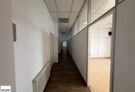 Flexible Gewerbeflächen + Parkplätze (optional) mit perfekter Anbindung in Vösendorf kurzfristig mieten! **VIDEOBESICHTIGUNG**