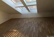 ruhige & sonnige Dachgeschoss Wohnung mit Terrasse | ZELLMANN IMMOBILIEN