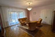 Charmantes Einfamilienhaus auf großem Grund in ruhiger Lage !