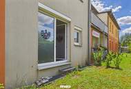 Modernes Reihenhaus mit kleinem Garten, 2 Garagenplätzen und übernehmbarer Wohnbauförderung