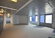 Attraktive Bürofläche mit Aussicht | Ares Tower