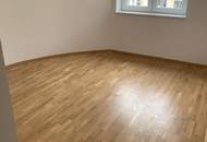 15378 Schlafzimmer mit großem Schrankraum!