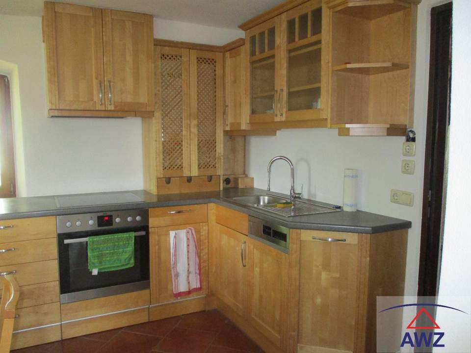 Schöne Erdgeschoß-Wohnug mit Eigengarten zu verkaufen!