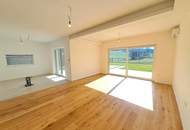 Exklusive Doppelhaushälfte mit Pool, Garten u. Garage