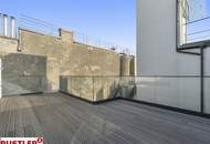 DACHGESCHOSSTRAUM IN TOP-CITYLAGE | PIVATER LIFTAUSSTIEG | FERNBLICK AUS DEM WHIRPOOL GENIEßEN