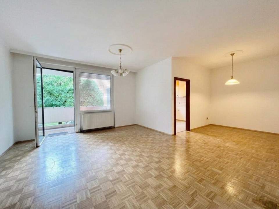 Familien- oder WG taugliche Wohnung in ruhiger, zentraler Lage