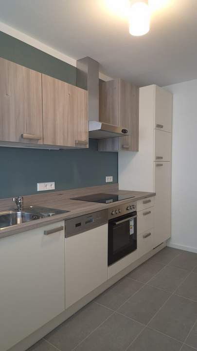 * WG geeignet * perfekte Starter / Paarwohnung * 2 Zimmer * saniert *